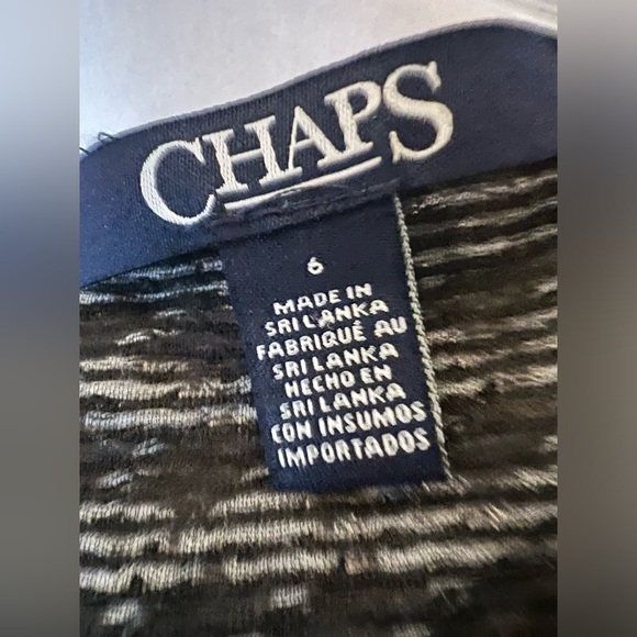 CHAPS BLACK AND WHITE DESIGNS DRESS . REALLY CUTE DRESS. - Picture 2 of 4